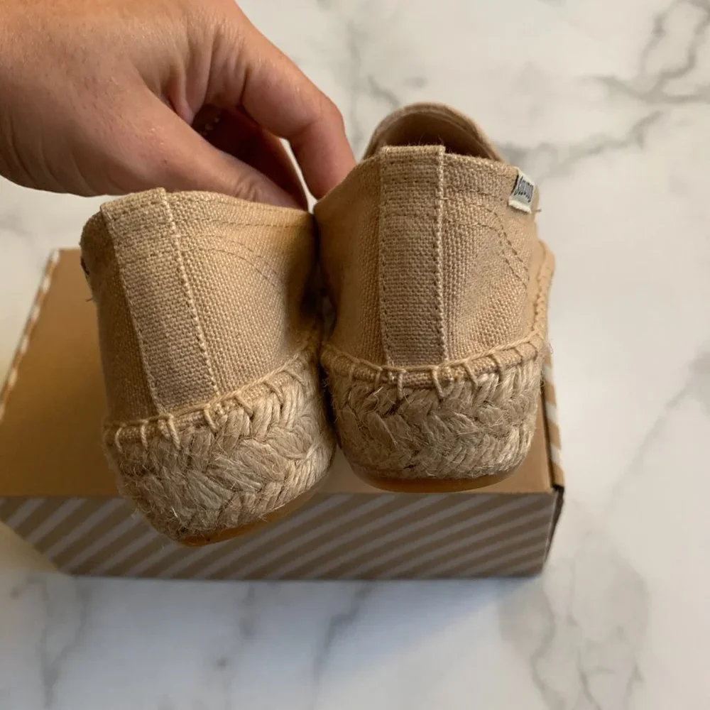 New Anthropologie Soludos feminist embroidered smoking slippers Size 5.5